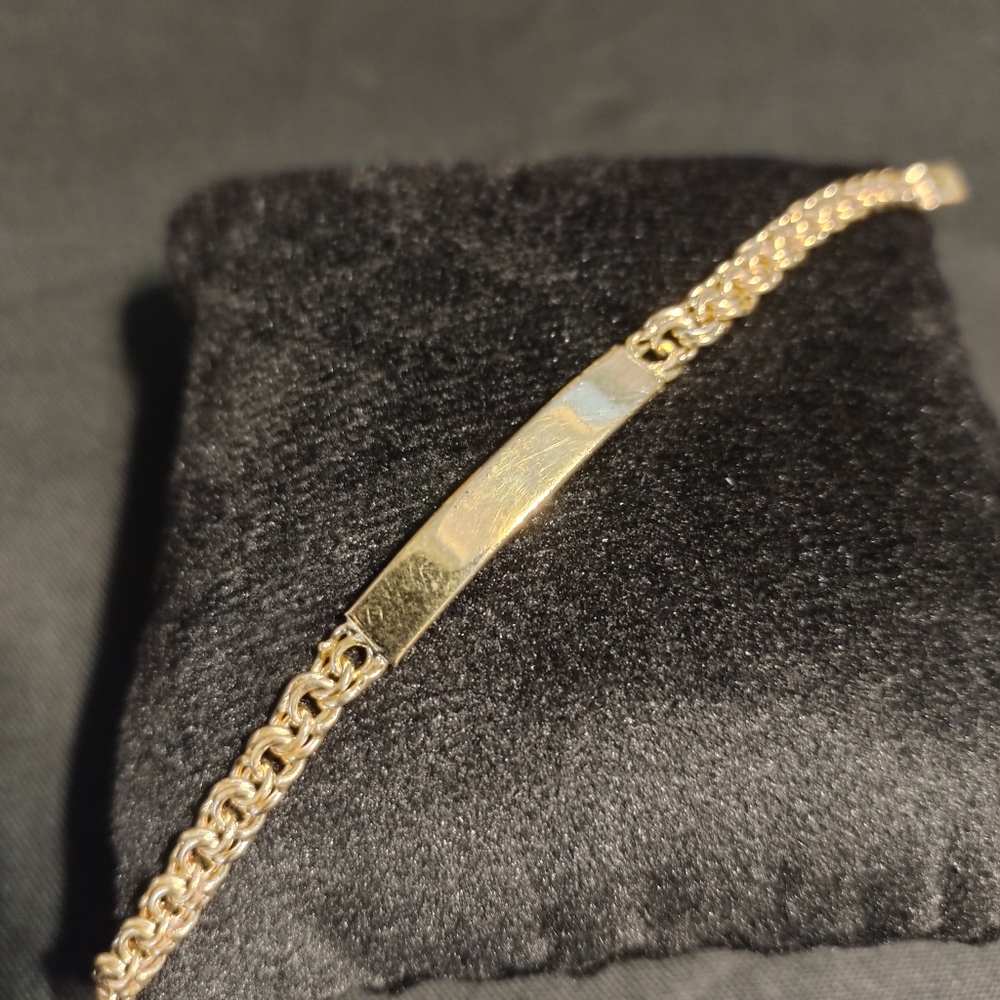 Child's Bracelet Vintage Gold Plated 7" (#100)